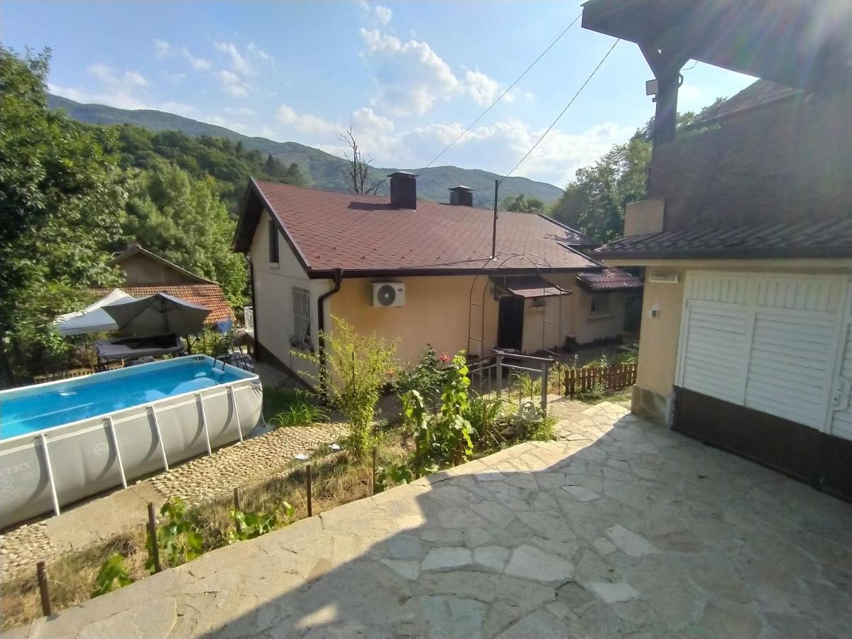House With A Nice Garden, View, Pool And Fireplace Villa София Екстериор снимка